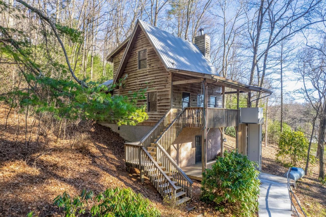 The Scaly Mountain Cabin Exterior photo